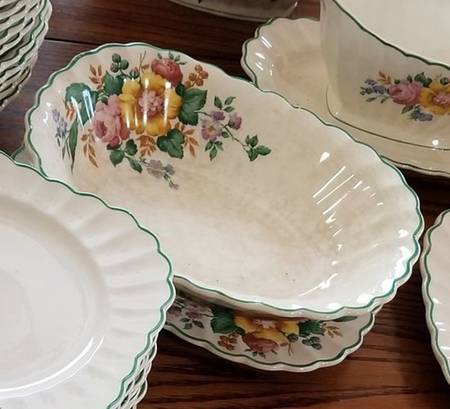 SEB176 10" Oval Vegetable Bowl
