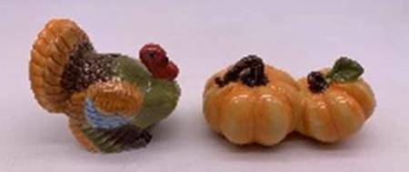 Farmington Home Figural Salt & Pepper Set