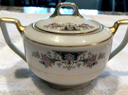 9943 Sugar Bowl & Lid