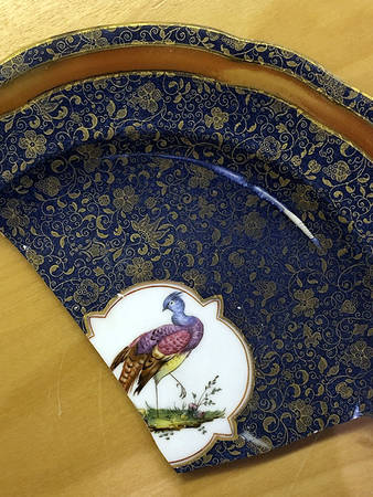 R6824 by Spode