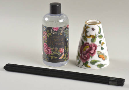 Creatures of Curiosity Oil Diffuser Set (Holder, Sticks & Fragrance Oil)