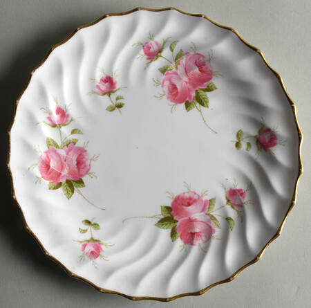 SP743 Dessert/Pie Plate by Spode