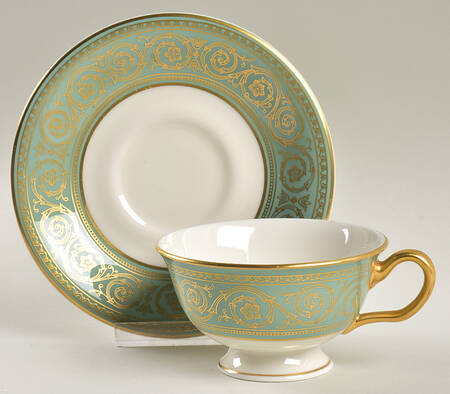 La Boheme (Corona Shape) Footed Cup & Saucer Set