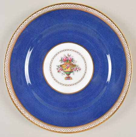 R6163 by Spode