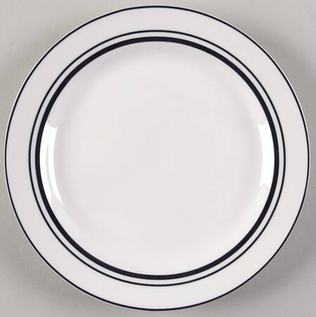 Le Marais Black Salad Plate