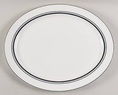 Le Marais Black 14" Oval Serving Platter