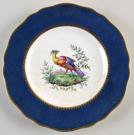 R7610 Luncheon Plate