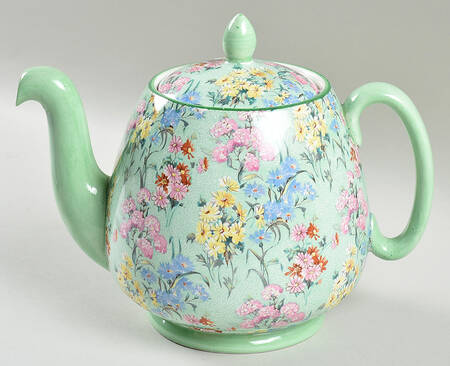 Melody (Smooth, Green Trim) Teapot & Lid