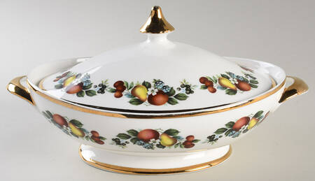 SRD3 Oval Covered Vegetable by Sheriden (England)