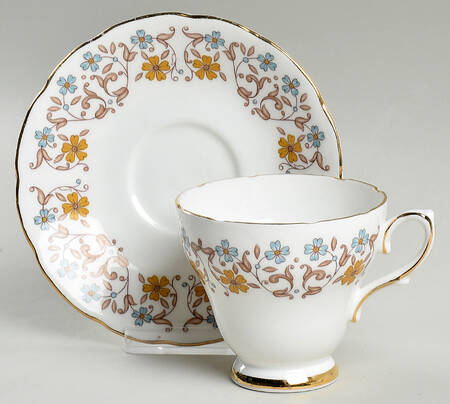 SUT90 Footed Cup & Saucer Set by Sutherland
