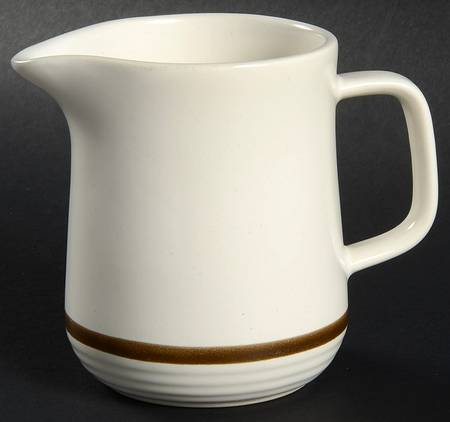 Chestnut Creamer