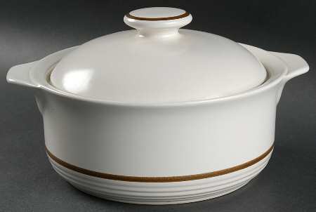 Chestnut 2 Qt Round Covered Casserole