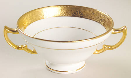 H1032 Footed Cream Soup Bowl