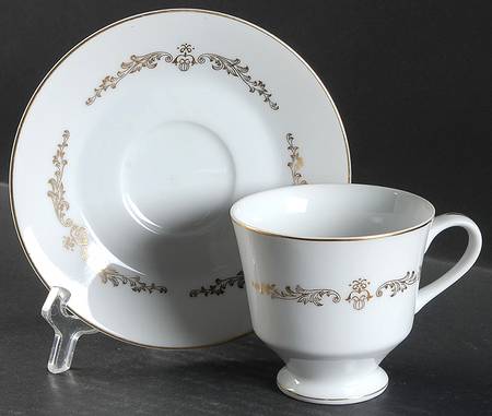 Aristocrat Footed Cup & Saucer Set