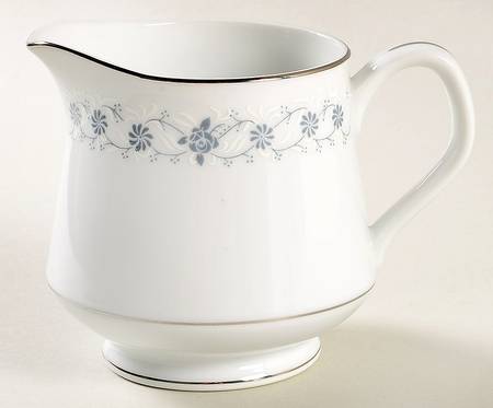 Duchess Creamer