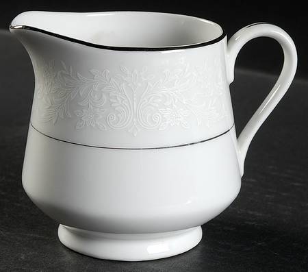 Lace Creamer