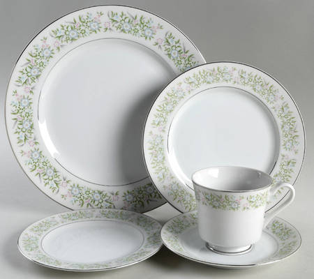 Springtime 5 Piece Place Setting by Taihei