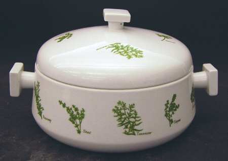 Herb Garden 3 Quart Round Covered Casserole