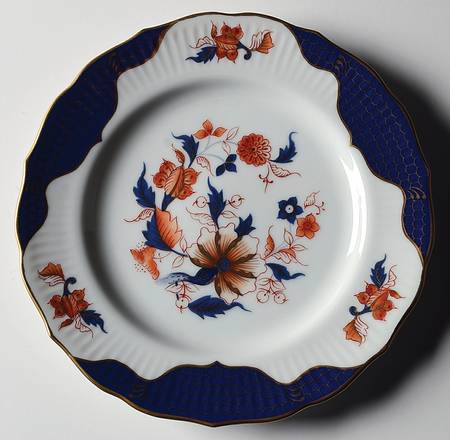 Royal Dahlia Luncheon Plate