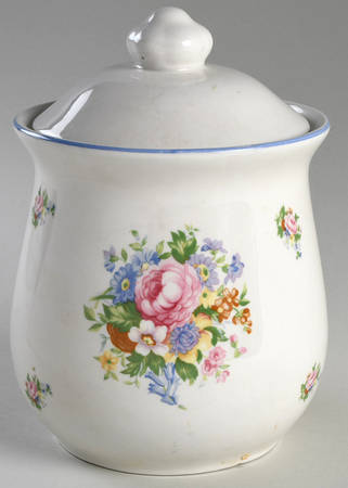 Victoria Large Canister & Lid