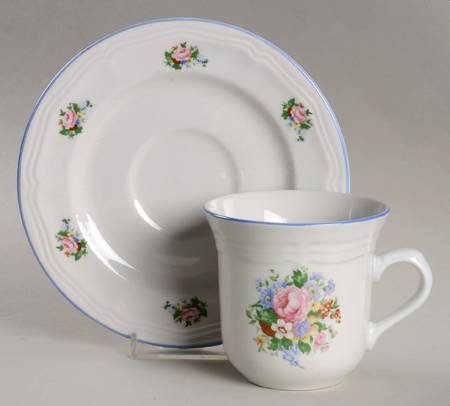 Victoria Flat Cup & Saucer Set