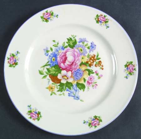 Victoria Dinner Plate