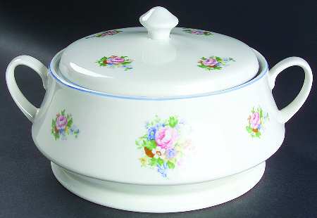 Victoria 2.5 Qt Round Covered Casserole