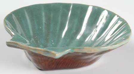Country Fare (Glazed Bottom) Shell Shaped Dish