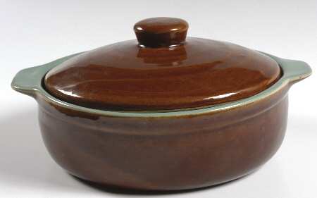 Country Fare (Glazed Bottom) 2 Qt Round Covered Casserole