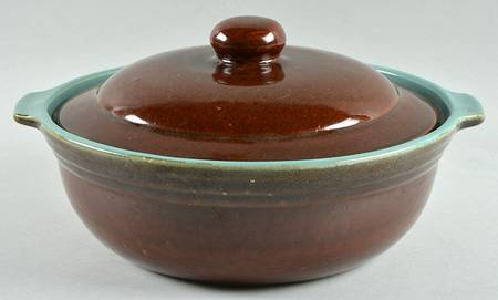 Country Fare (Glazed Bottom) 2 Qt Round Covered Casserole