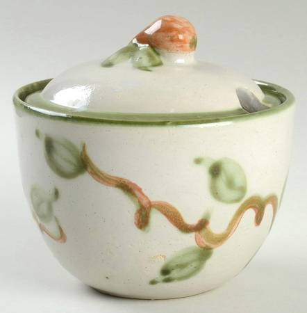 Harvest Sauce Boat & Lid