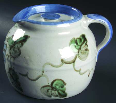 Vintage Blue Bean Pot & Lid