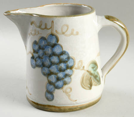 Vintage Olive Green 28 Oz Pitcher