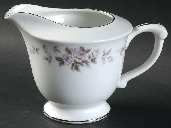 Corsage Creamer