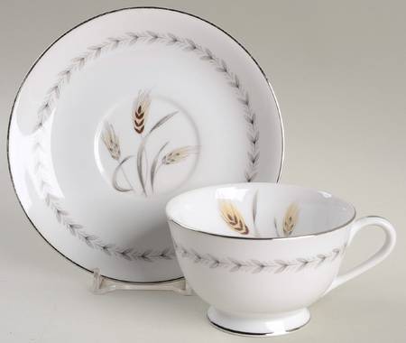 Oakleigh Footed Cup & Saucer Set
