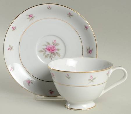 Rosemary Footed Cup & Saucer Set