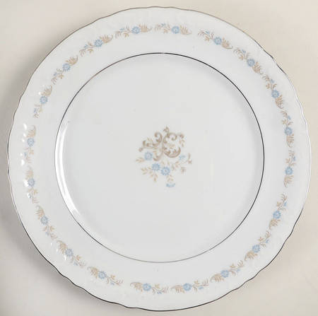 Suzanne (Platinum Trim) by Three Castle