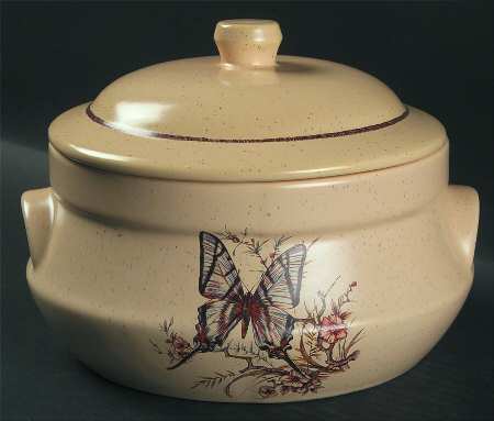 Butterfly 2 Qt Round Covered Casserole