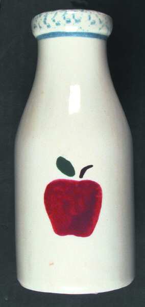 Orchard Lane 24 Oz Milk Jug