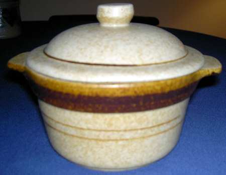 Palomino 1 Qt Round Covered Casserole