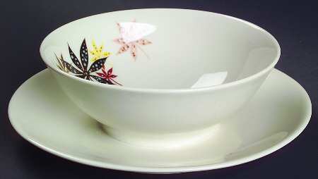 Calico Leaves Gravy Boat with Attached Underplate