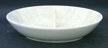 Sweet Grass Oval Divided Vegetable Bowl