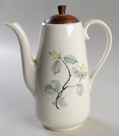 White Lily Coffee Pot & Lid