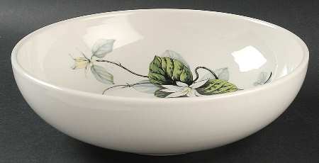 White Lily 9" Salad Serving Bowl