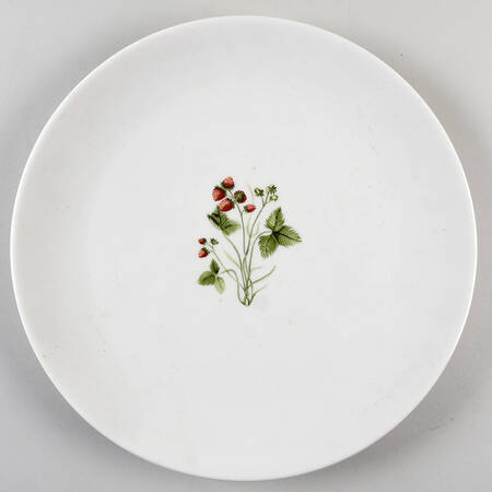Wild Strawberry 12" Chop Plate (Round Platter)
