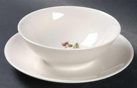 Wild Strawberry Gravy Boat with Attached Underplate