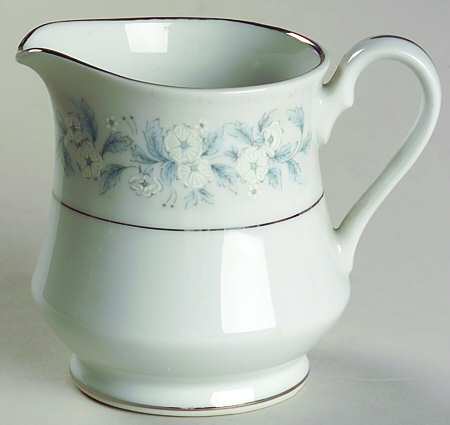 Blue Bell Creamer