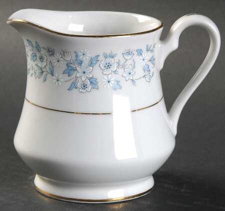 Brocade (Gold Trim) Creamer