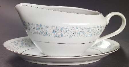 Brocade (Platinum Trim) Gravy Boat & Underplate/Relish