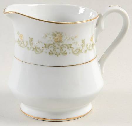 Golden Regal Creamer